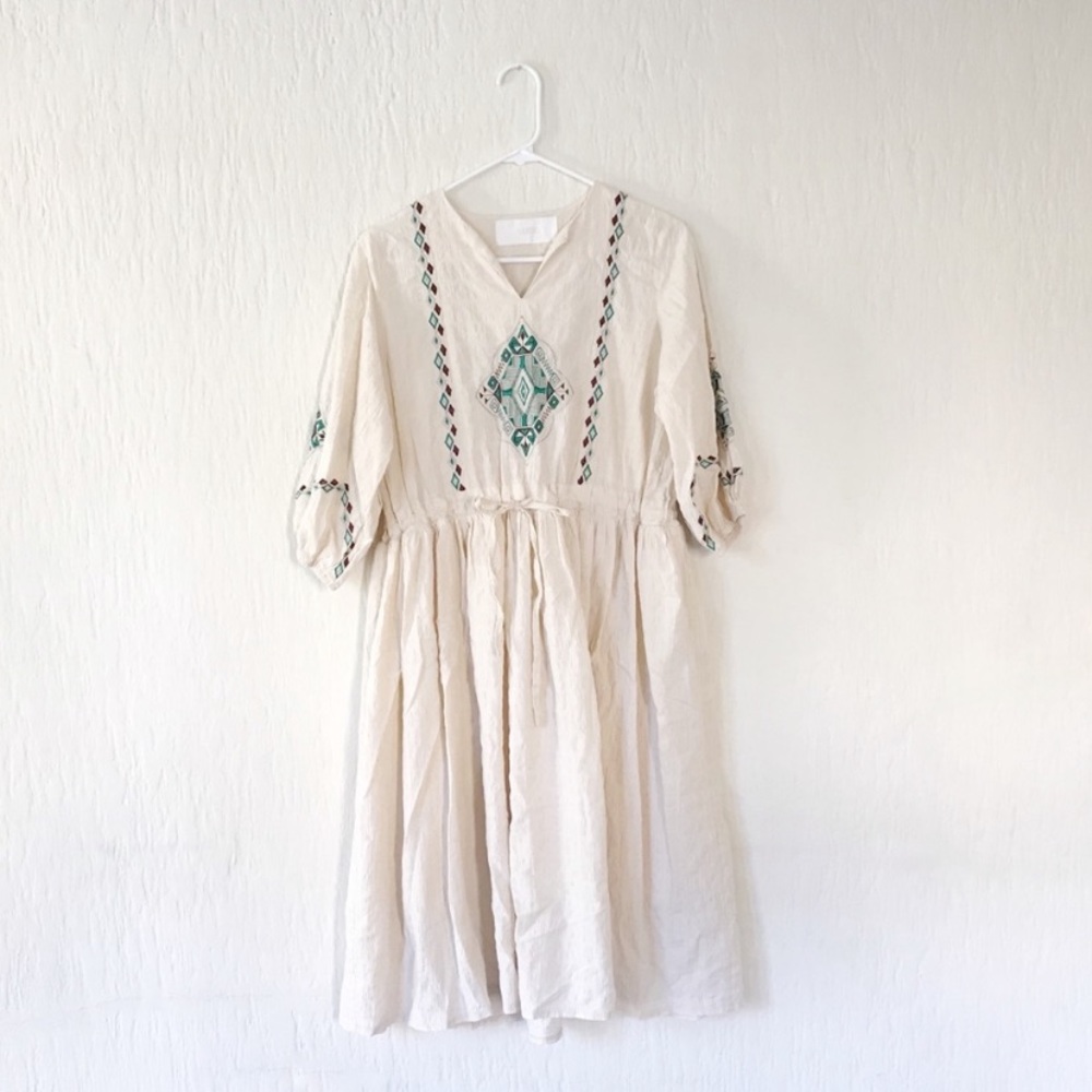 Boho embroidered dress linen size Med